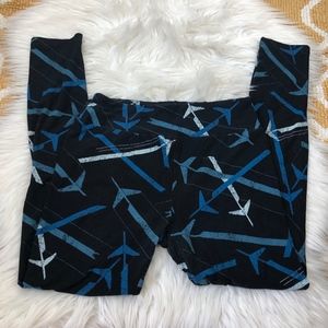 LuLaRoe Pants - LuLaRoe airplane leggings size ONE SIZE // G24 LuLaRoe Pants - LuLaRoe airplane leggings size ONE SIZE // G24